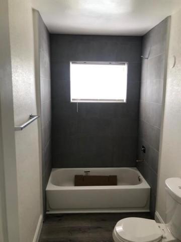 401 West 27th Street Riviera Beach, FL 33404 - Photo 3 of 7 Bathroom