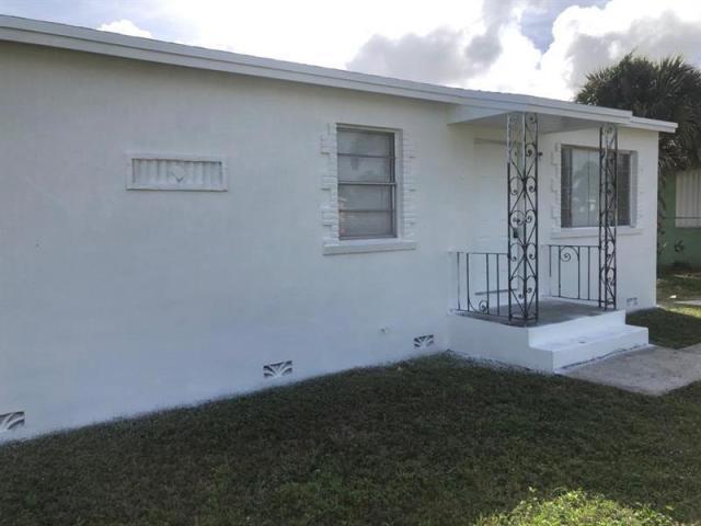 401 West 27th Street Riviera Beach, FL 33404 - Photo 6 of 7 Front Exposure