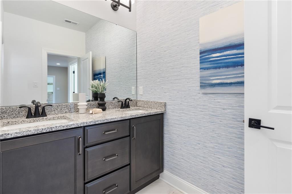 103 Maggie Drive Eighty Four, PA 15330 - Photo 38 of 50 Upstairs bathroom