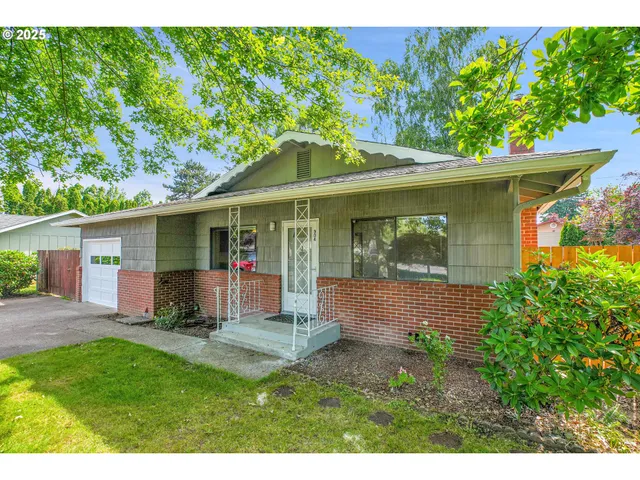 $375,000 | 904 Southeast 223rd Avenue, Gresham, OR 97030