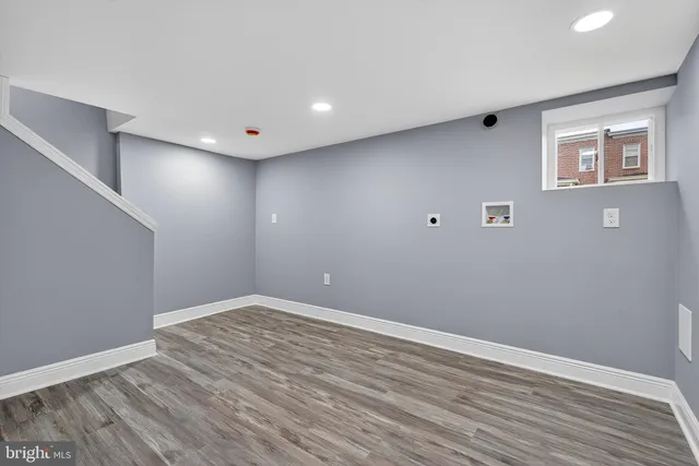 a view of empty room