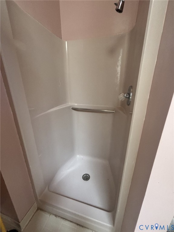 6424 Hackney Circle North Chesterfield, VA 23832 - Photo 18 of 23 a bathroom with a glass shower door
