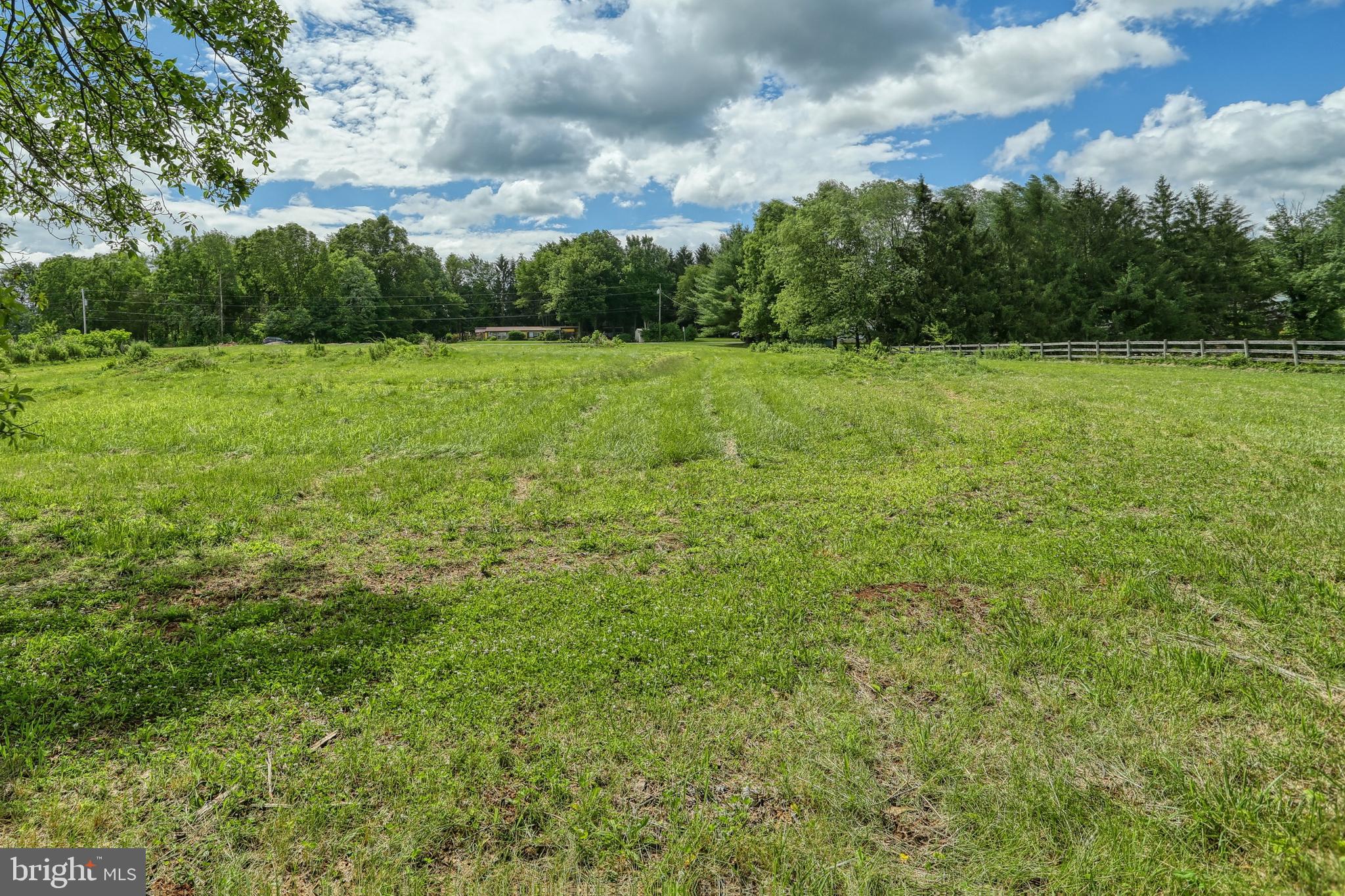 6040 Pine Road Thomasville, PA 17364 - Photo 5 of 8 Gallery Image 5