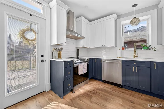 $375,000 | 6918 Dartmouth Avenue, University City, MO 63130