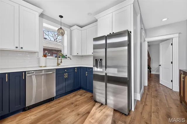 $375,000 | 6918 Dartmouth Avenue, University City, MO 63130