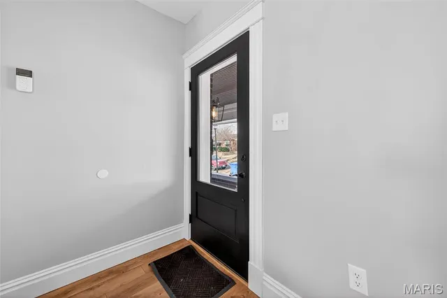 $375,000 | 6918 Dartmouth Avenue, University City, MO 63130