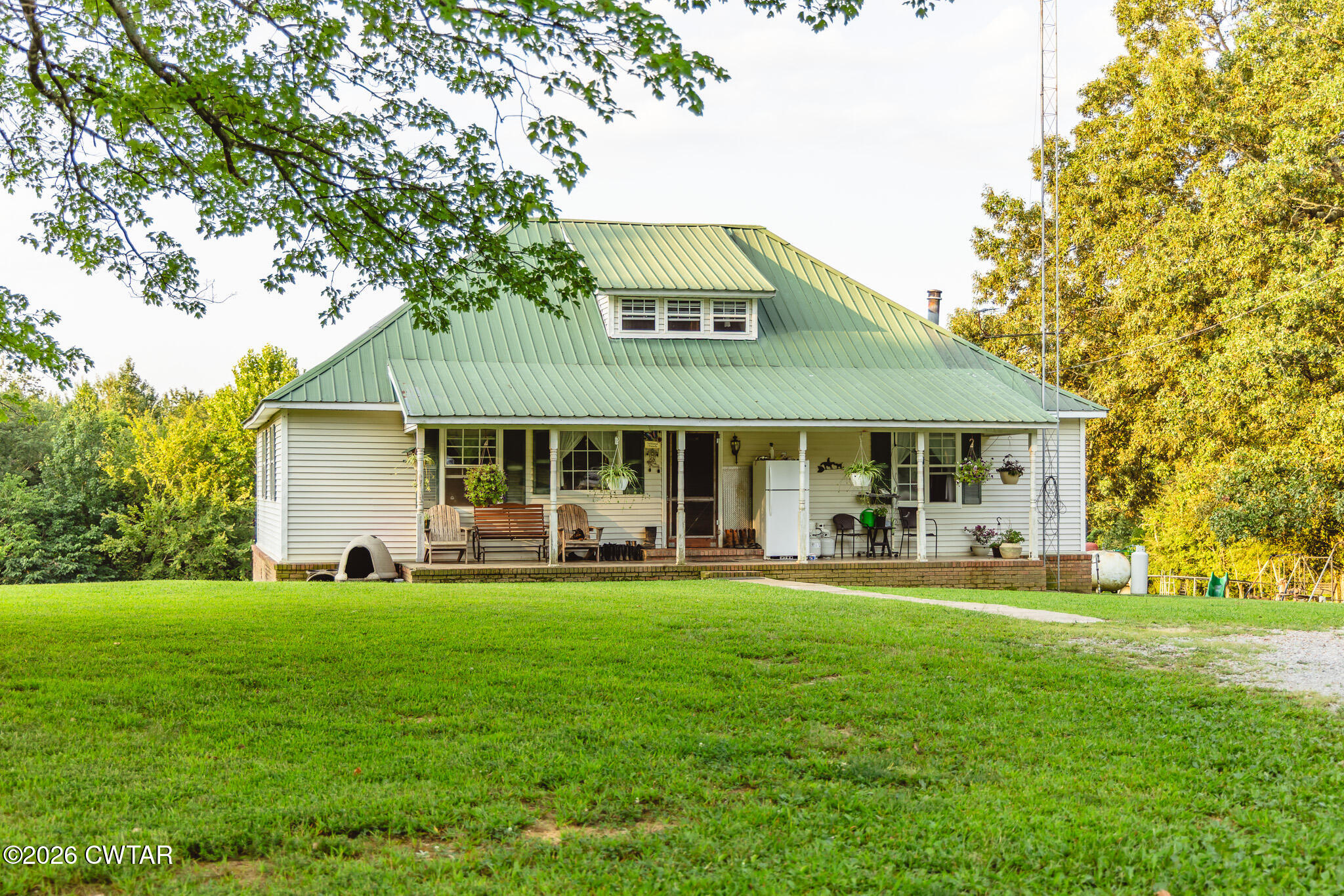 310 Little Zion Road Palmersville, TN 38241 - Photo 2 of 39 FT8A0145-2