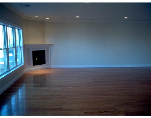 3950 Post Road, Unit 3950 Warwick, RI 02886 - Photo 3 of 12 Exterior Front. LIVING ROOM