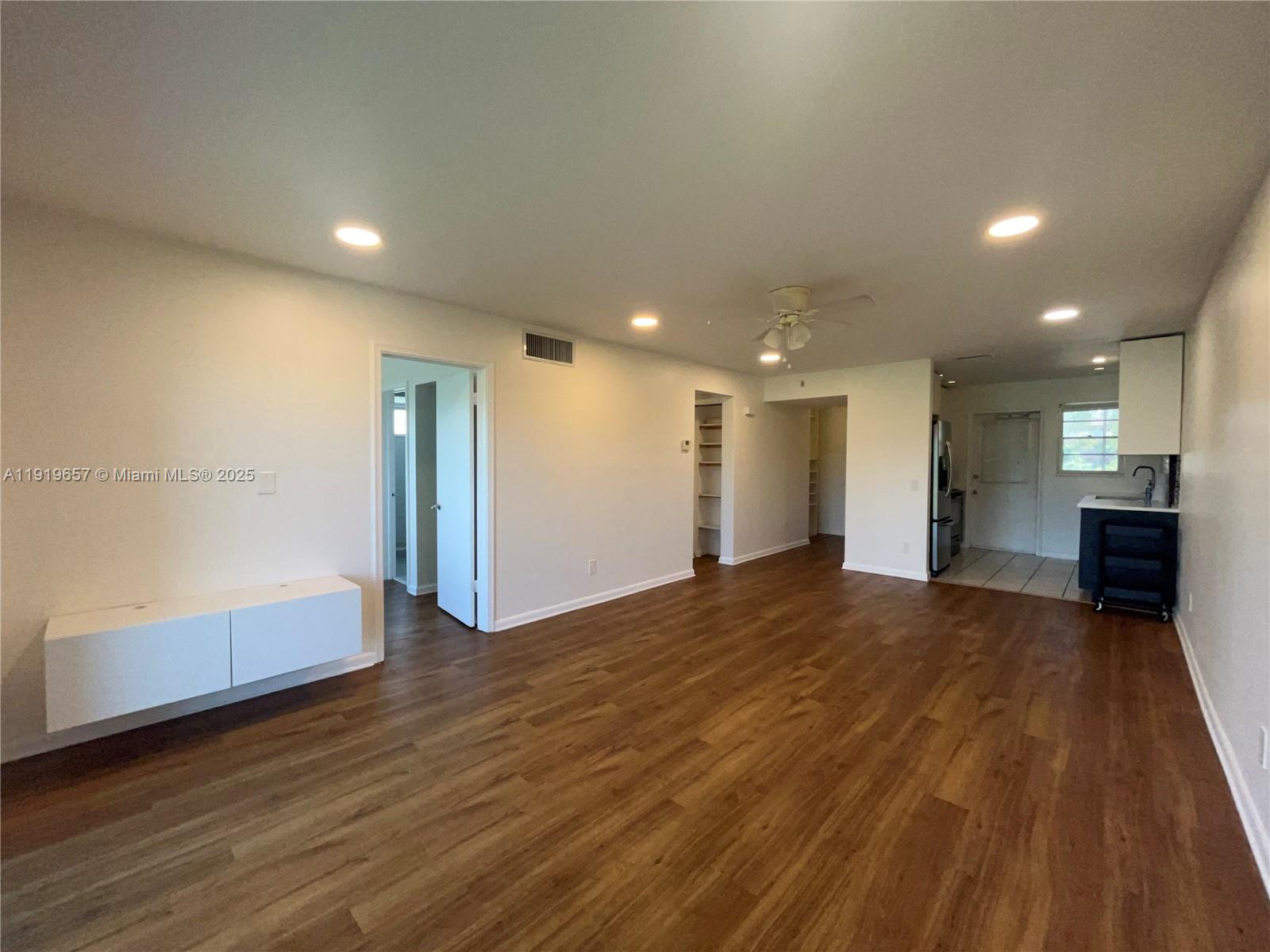 2471 Southwest 82nd Avenue, Unit 209 Davie, FL 33324 - Photo 2 of 19