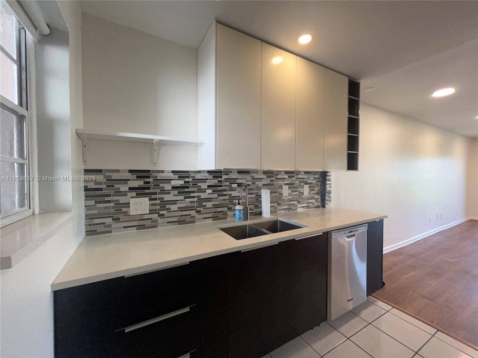 2471 Southwest 82nd Avenue, Unit 209 Davie, FL 33324 - Photo 7 of 19