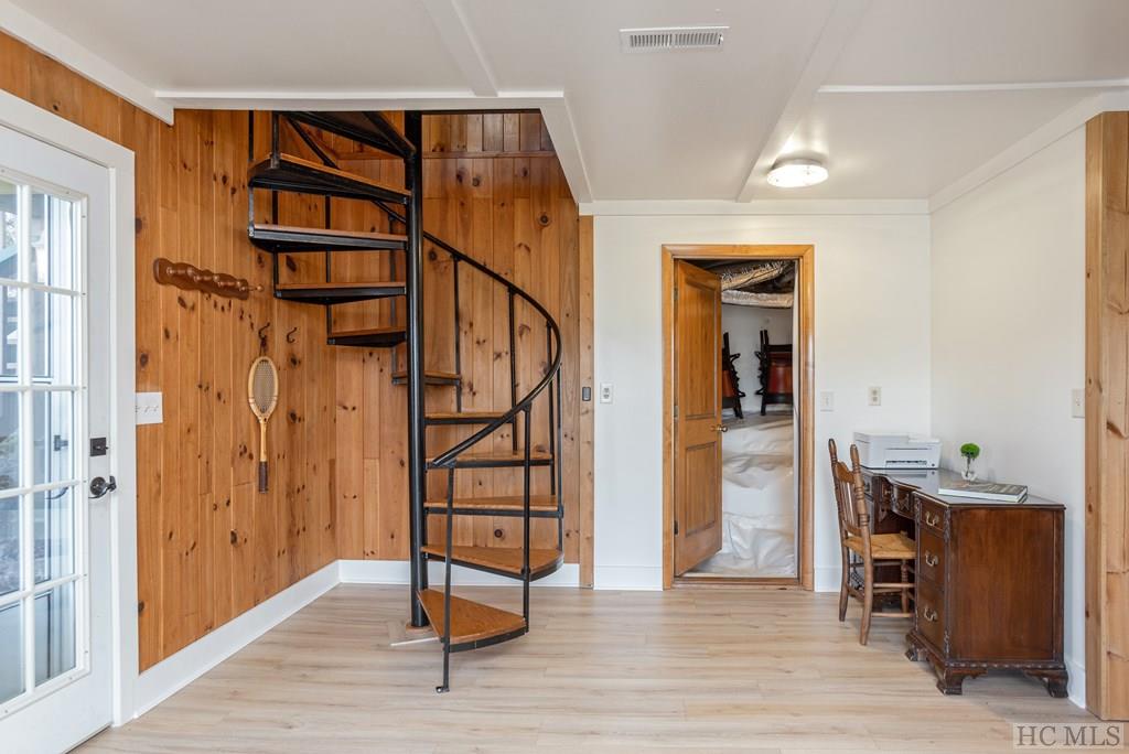 278 Golf View Road Sapphire, NC 28774 - Photo 58 of 68 Gallery Image 58