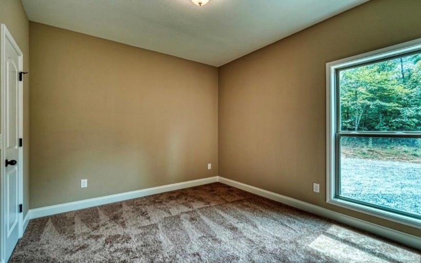 199 Lola Mae Way Morganton, GA 30560 - Photo 20 of 39 a view of room with window