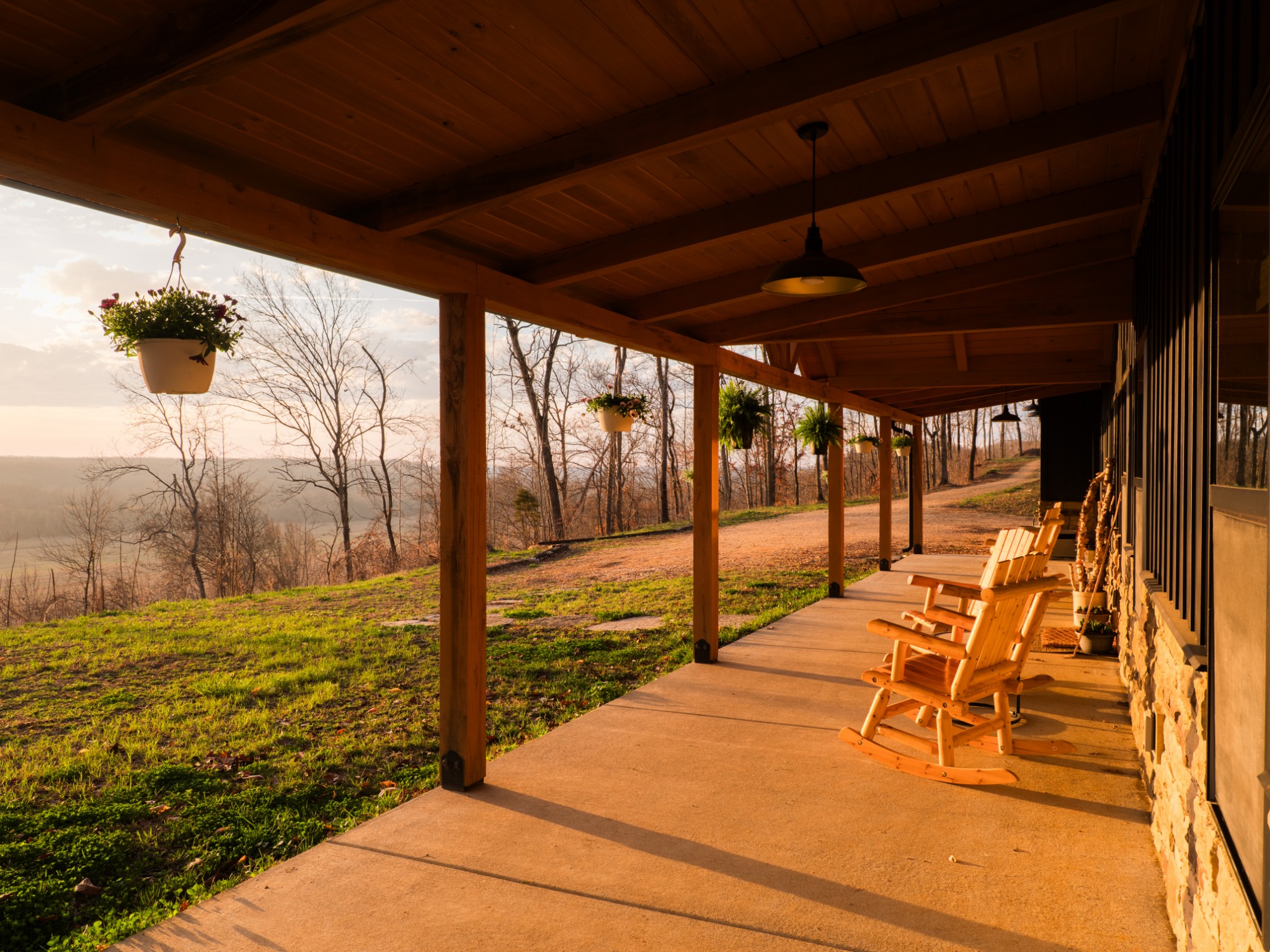 7050 Bakerville Road Waverly, TN 37185 - Photo 16 of 53 a view of a ocean view
