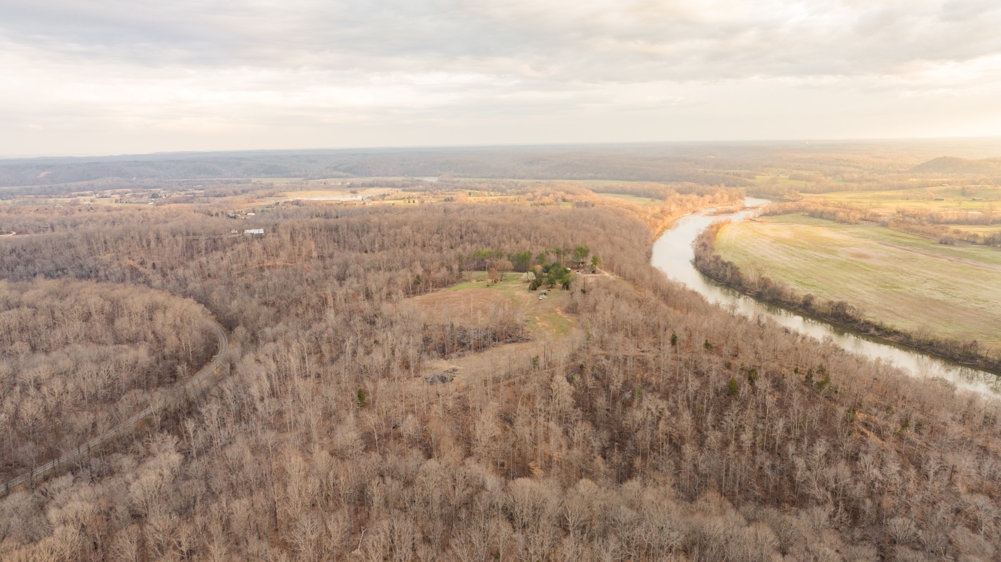 7050 Bakerville Road Waverly, TN 37185 - Photo 10 of 53 a view of beach and ocean