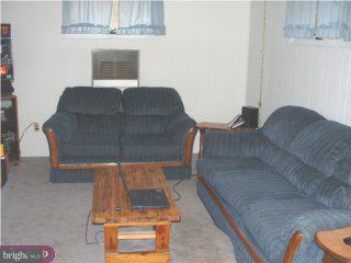 28 Sturgis Road Kendall Park, NJ 08824 - Photo 6 of 6 Gallery Image 6