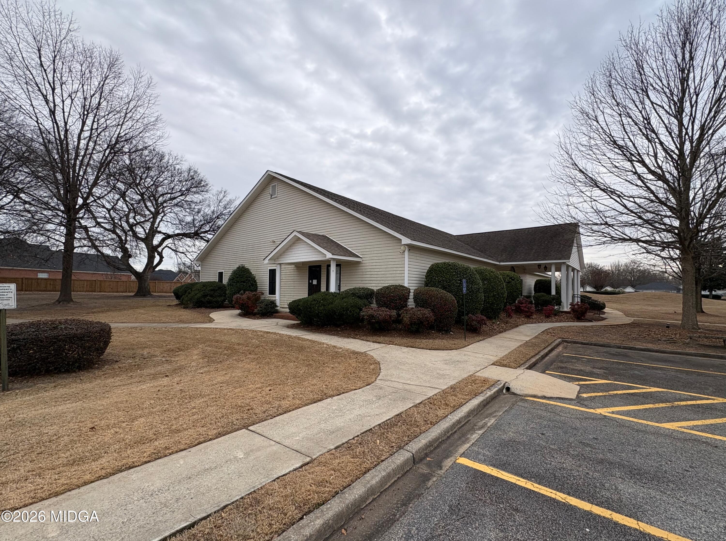 119 Bartlett Way Centerville, GA 31028 - Photo 48 of 48 a front view of a house with a yard