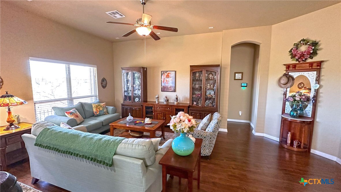 4709 Farrell Lane Killeen, TX 76549 - Photo 4 of 30 a living room with furniture and wooden floor