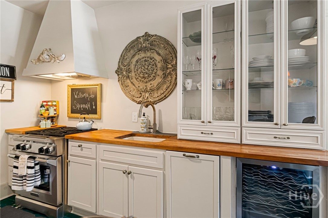 407 East Jones Street Savannah, GA 31401 - Photo 11 of 40