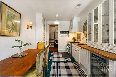 $1,050,000 | 407 East Jones Street, Savannah, GA 31401