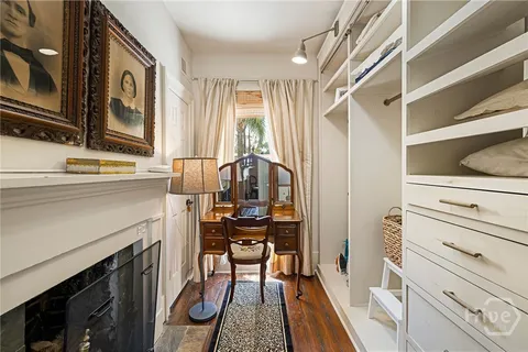 $1,050,000 | 407 East Jones Street, Savannah, GA 31401