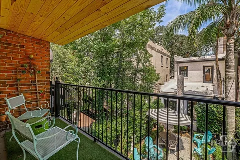 $1,050,000 | 407 East Jones Street, Savannah, GA 31401