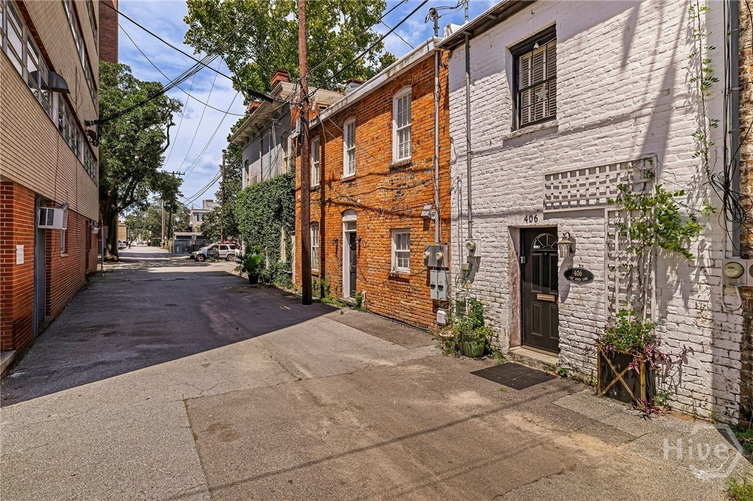 407 East Jones Street Savannah, GA 31401 - Photo 38 of 40