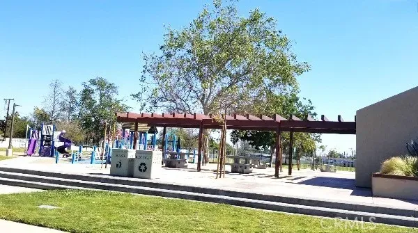 $899,000 | 3510 West Pine Street, Santa Ana, CA 92704