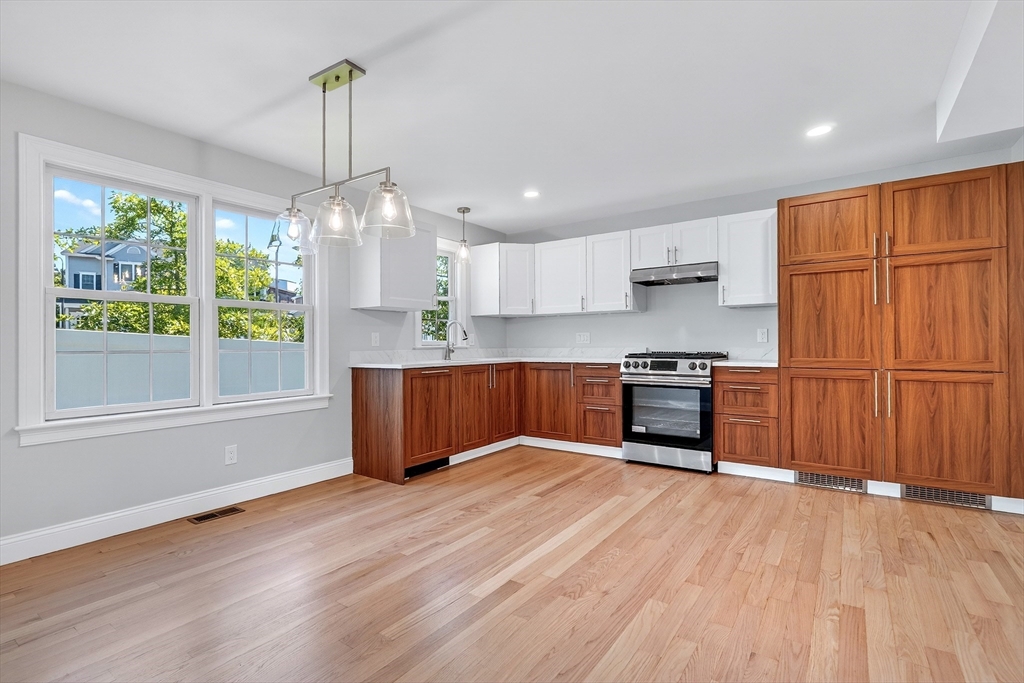 861 Washington Street, Unit 2 Canton, MA 02021 - Photo 8 of 33