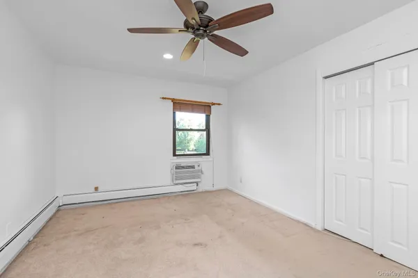 $199,000 | 1197 East Broadway, Unit K24, Hewlett, NY 11557