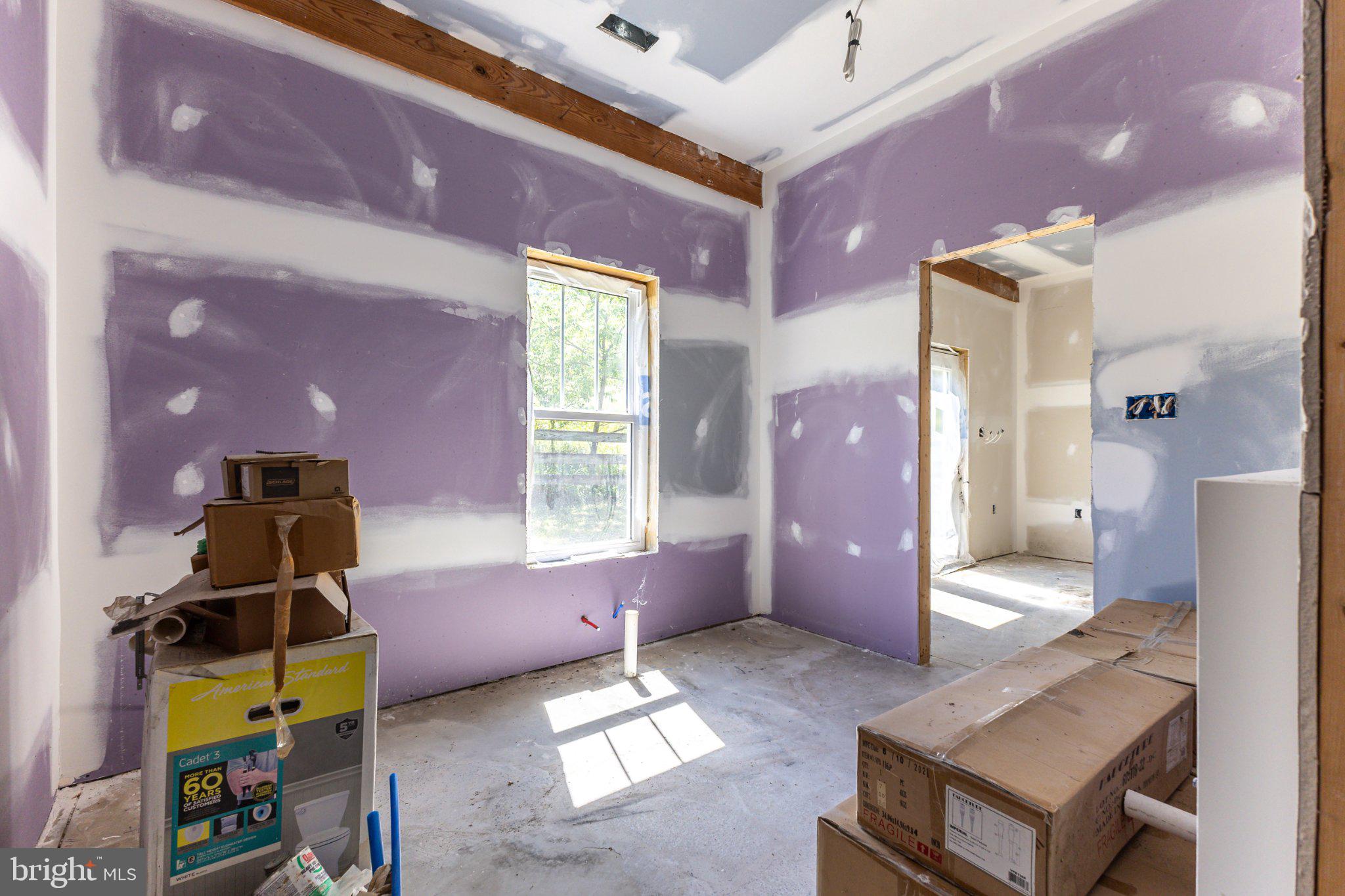 3257 Ida Road Luray, VA 22835 - Photo 15 of 36 Bright space ready for transformation.