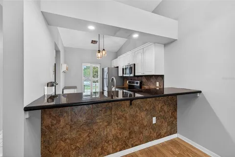 $220,000 | 1345 Daffodil Place, Unit 605, Dunedin, FL 34698