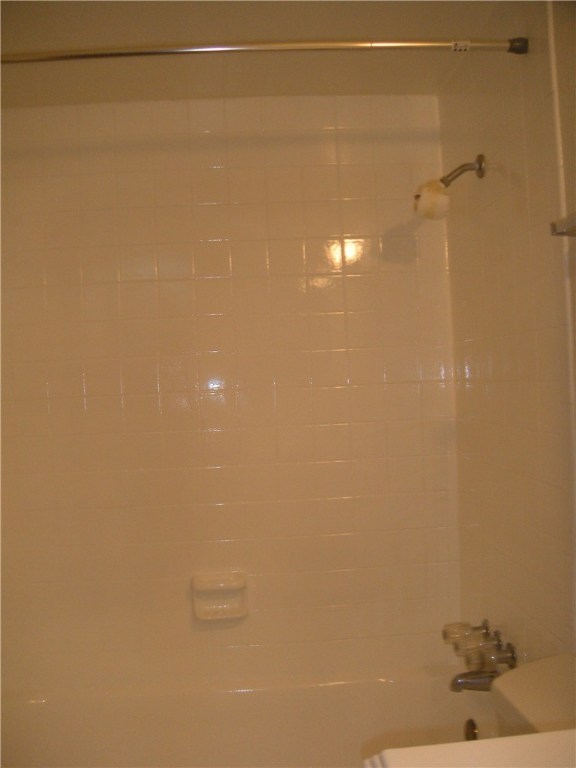 6910 Hart Lane, Unit 502 Austin, TX 78731 - Photo 16 of 16 a bathroom with a shower