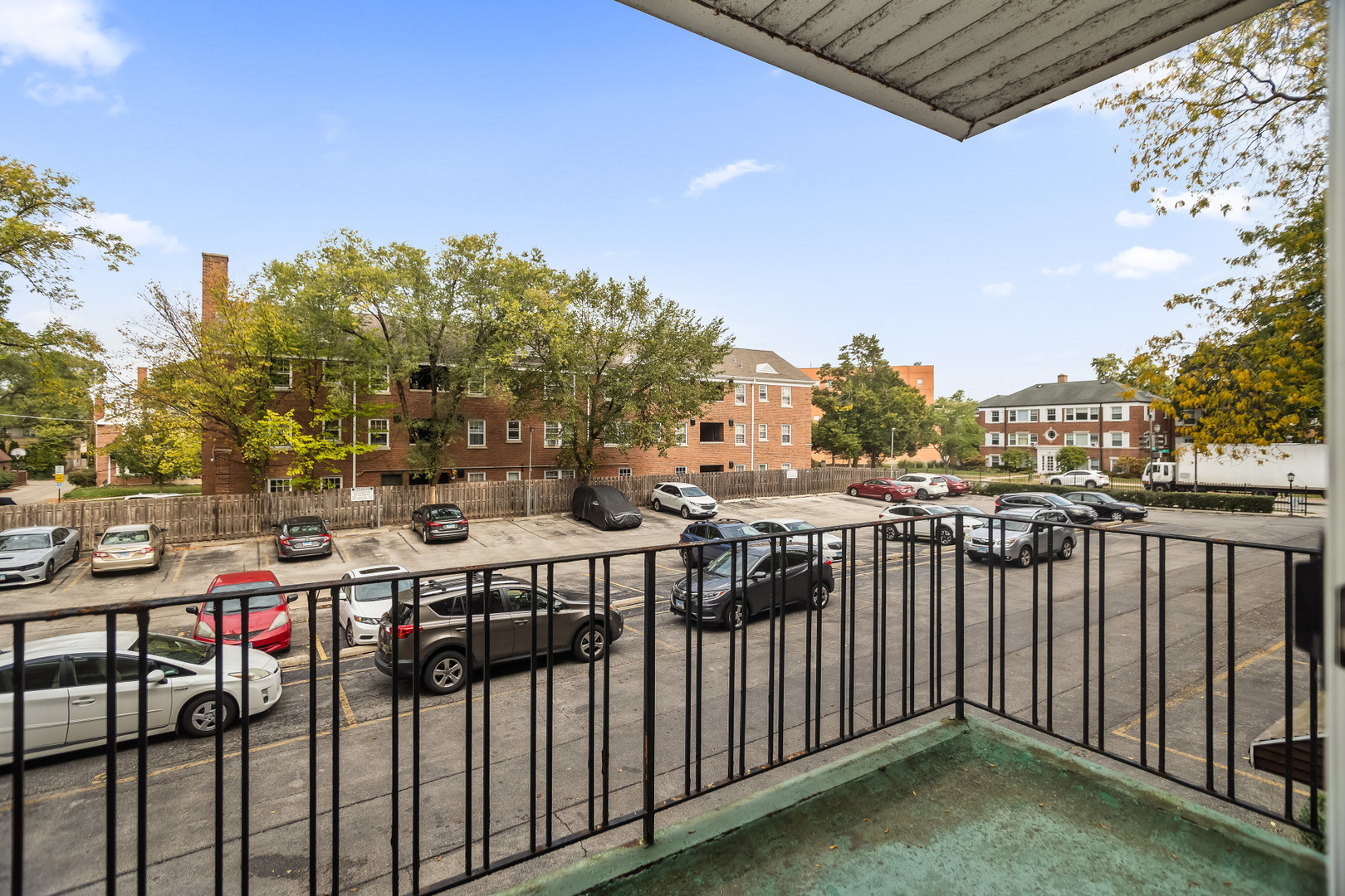 250 Ridge Avenue, Unit 2J Evanston, IL 60202 - Photo 14 of 18 a view of city from a terrace
