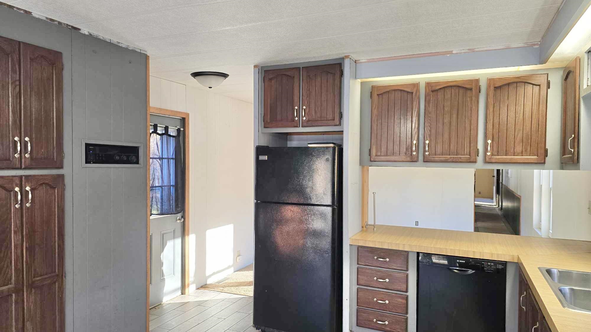 857 Thomas Road South Boardman, MI 49680 - Photo 20 of 24 1940331-ddff25e9-d02d-4e06-988d-078207858c0d.JPG