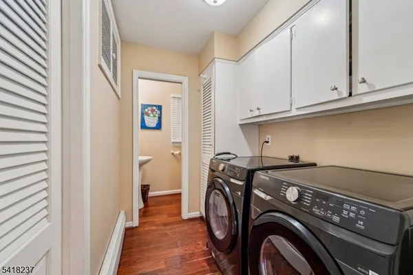 $670,000 | 51 Catherine Street, Bloomingdale, NJ 07403