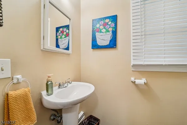 $670,000 | 51 Catherine Street, Bloomingdale, NJ 07403