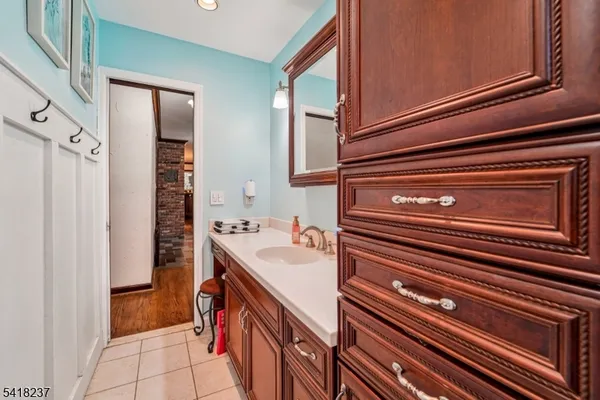 $670,000 | 51 Catherine Street, Bloomingdale, NJ 07403