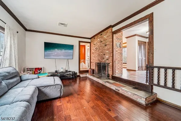 $670,000 | 51 Catherine Street, Bloomingdale, NJ 07403