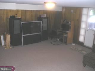 3305 South Keswick Road Philadelphia, PA 19114 - Photo 4 of 6 Gallery Image 4