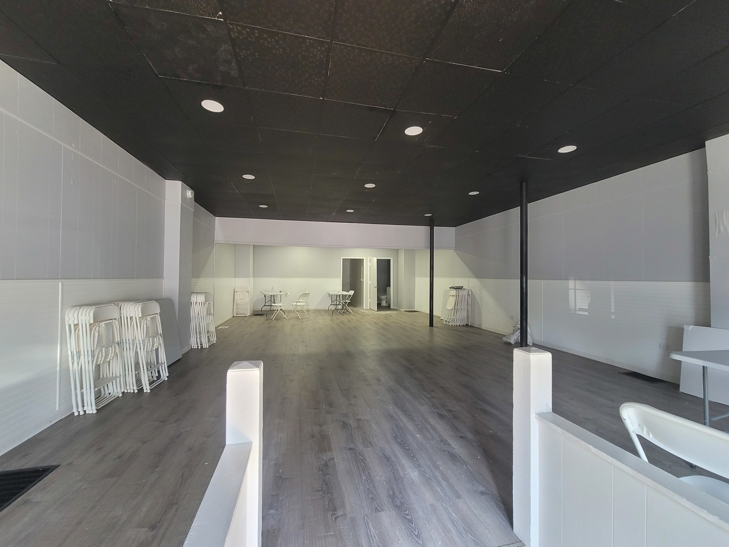 509 Fifth Street Aurora, IL 60505 - Photo 2 of 6 a view of entryway and hall with wooden floor