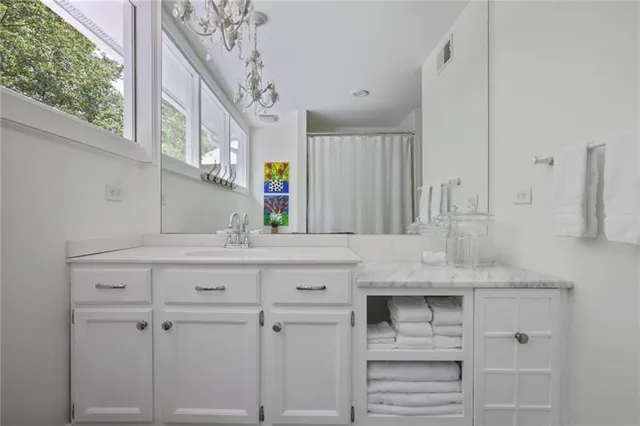 $1,425,000 | 4065 Peachtree Dunwoody Road, Atlanta, GA 30342