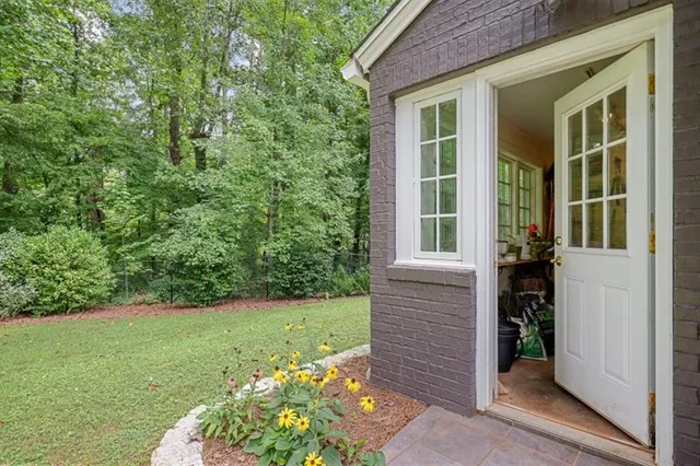 $1,425,000 | 4065 Peachtree Dunwoody Road, Atlanta, GA 30342