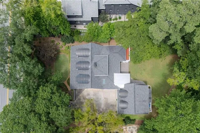 $1,425,000 | 4065 Peachtree Dunwoody Road, Atlanta, GA 30342
