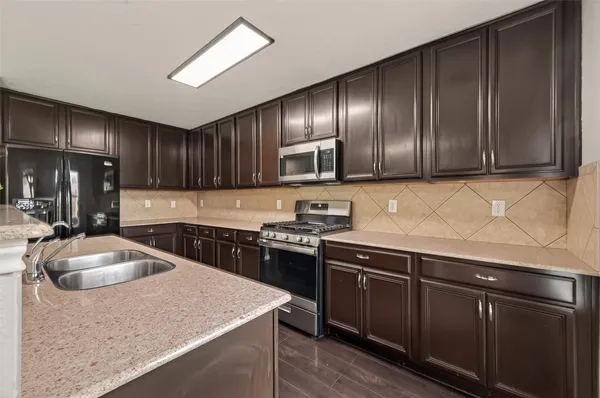 $285,000 | 18302 Walden Gate Lane, Cypress, TX 77433