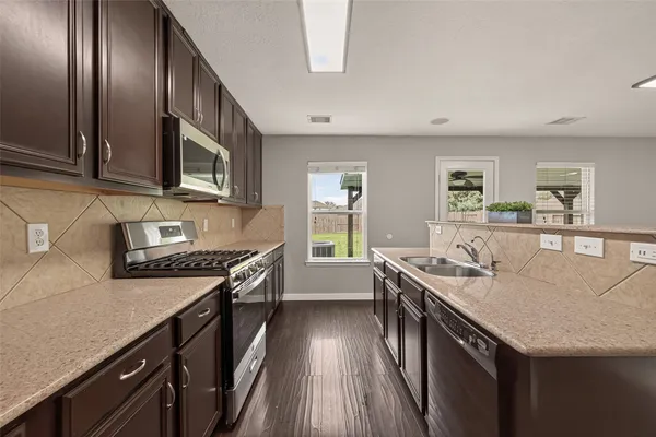 $285,000 | 18302 Walden Gate Lane, Cypress, TX 77433