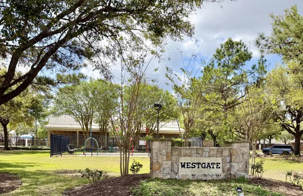 $285,000 | 18302 Walden Gate Lane, Cypress, TX 77433