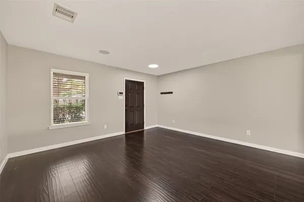 $285,000 | 18302 Walden Gate Lane, Cypress, TX 77433