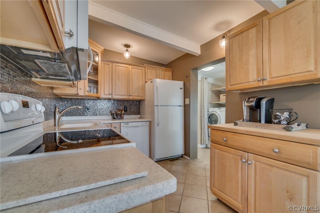 6279 Holly Trail Gloucester, VA 23061 - Photo 19 of 45 a kitchen with a refrigerator sink and cabinets