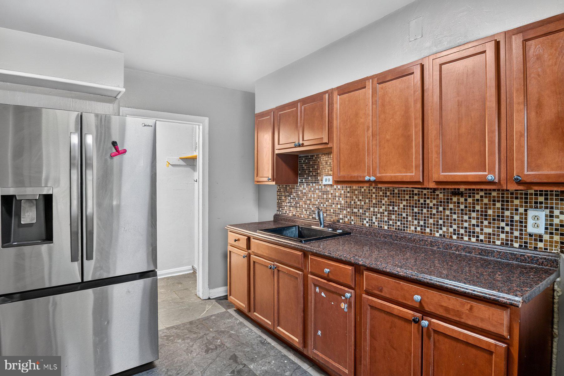 1624 Hartsdale Road Baltimore, MD 21239 - Photo 6 of 21 Gallery Image 6