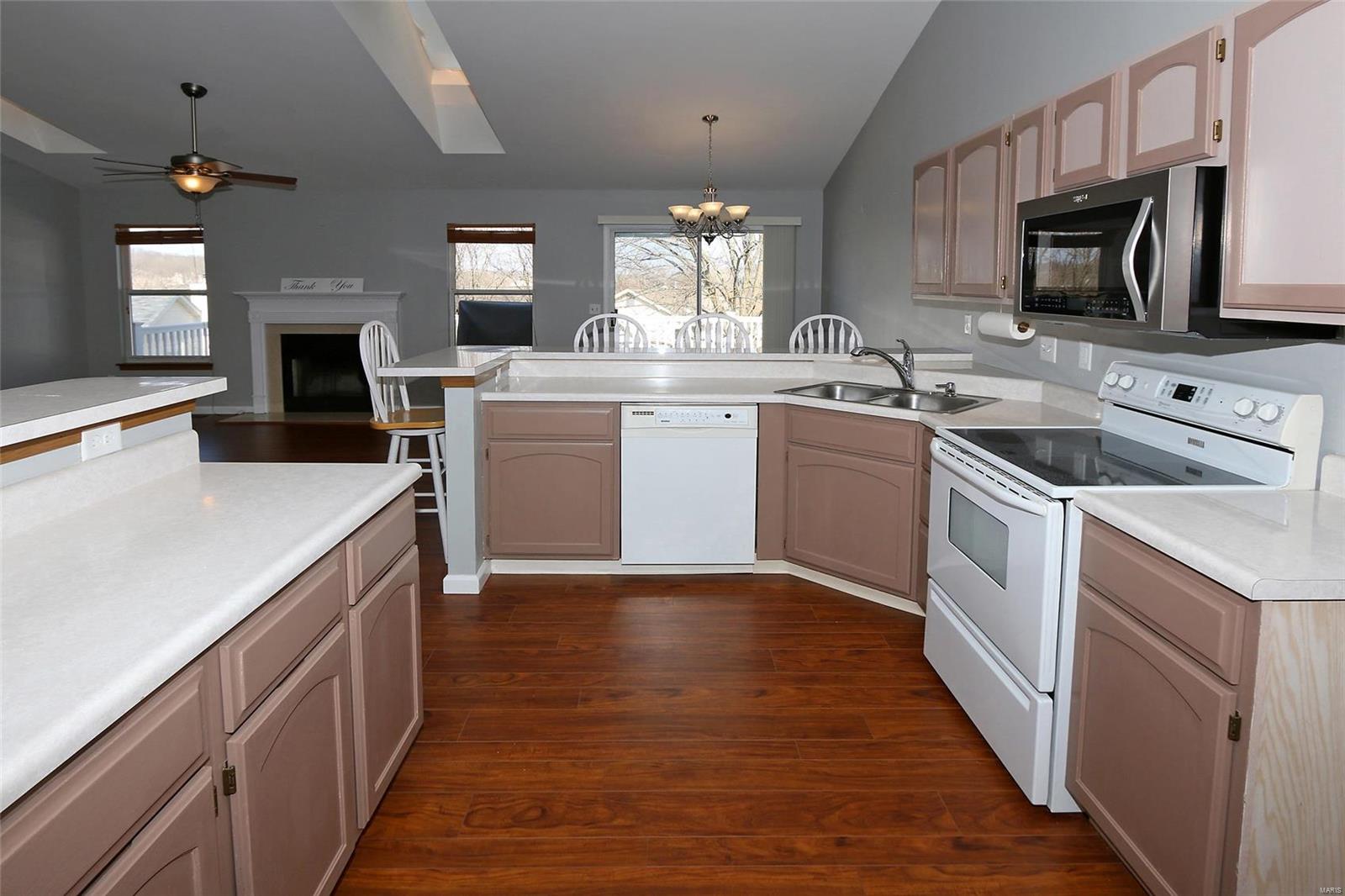 1848 Strawberry Ridge Drive Ballwin, MO 63021 - Photo 11 of 25 Gallery Image 11
